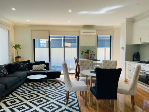 D110 Sweet Melon Super Stay-fantastic - Accommodation Batemans Bay 1