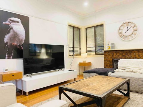 D139 Norfolk Cottage Stay - Accommodation Batemans Bay 0
