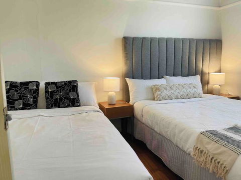 D139 Norfolk Cottage Stay - Accommodation Batemans Bay 3