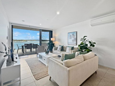 Deluxe 3-Bed Unit With Views - Accommodation Batemans Bay 2