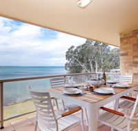 3 'Pelican Sands' 83 Soldiers Point Rd - stunning waterfront unit with magical water views  air conditioning - Accommodation Batemans Bay