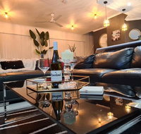 3 BEDROOM CITY ESCAPE - CHAMPAGNE STAYS Darwin - Accommodation Batemans Bay
