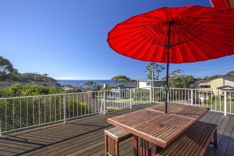 3 Shipton Cres - Heavenly Haven - Accommodation Batemans Bay 0