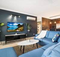 4 BEDROOM GARDENS ESCAPE - CHAMPAGNE STAYS Darwin - Accommodation Batemans Bay