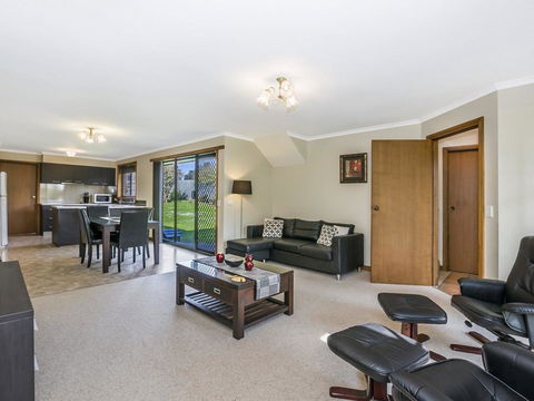 45 On REGENT - Accommodation Batemans Bay 0