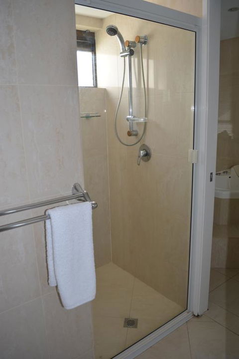 5,  Apartment On The Esplanade - Accommodation Batemans Bay 2