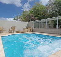 516 'Oaks Pacific Blue' 265 Sandy Point Road- private pool aircon WIFI - Accommodation Batemans Bay