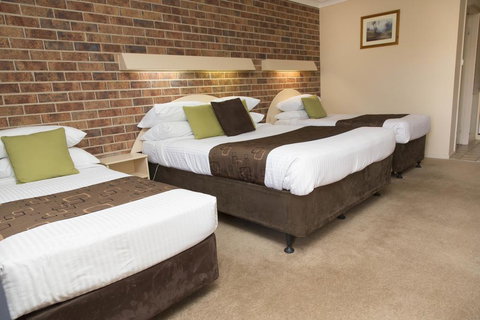 A Line Motel - Accommodation Batemans Bay 3