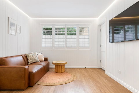 A PERFECT STAY - Sunset Beach - Riverside - Accommodation Batemans Bay 0