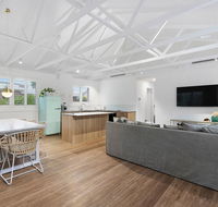A PERFECT STAY - Sunset Beach - Summer Breeze - Accommodation Batemans Bay