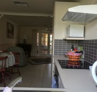 A Victor Harbour Retreat Aldinga Tony's Music Cottage - Accommodation Batemans Bay