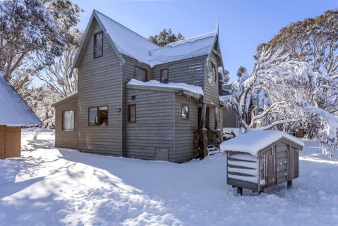 Aaragon - Accommodation Batemans Bay 0