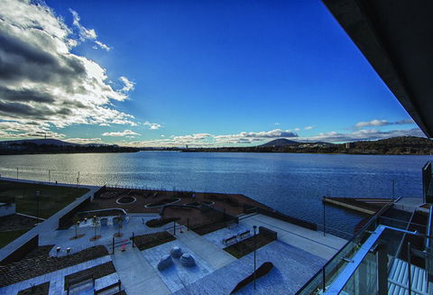 Accommodate Canberra - Aurora - Accommodation Batemans Bay 1