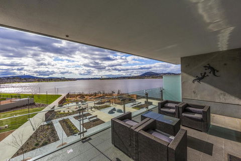 Accommodate Canberra - Aurora - Accommodation Batemans Bay 0