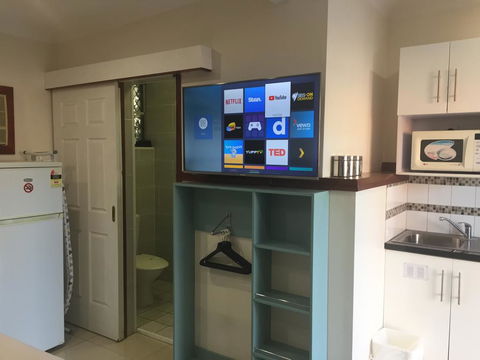 Across Country Motel And Serviced Apartments - Accommodation Batemans Bay 2