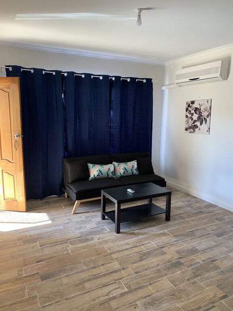 Adelaide Holiday Apartment - Accommodation Batemans Bay 1