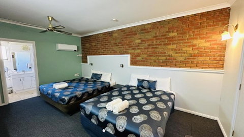 Early Australian Motor Inn - Accommodation Batemans Bay 2