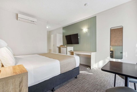 Econo Lodge Dockside Glenelg - Accommodation Batemans Bay 1