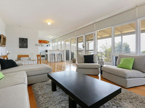 DROMANA BEACH SHACK - Accommodation Batemans Bay 3