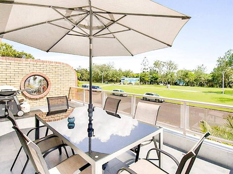East Light Byron - Accommodation Batemans Bay 2