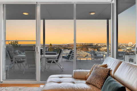 EAST34/60 - Urban Sanctuary - Accommodation Batemans Bay 1