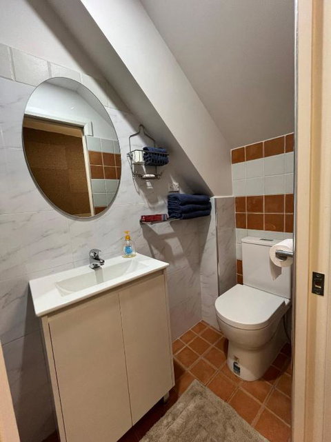 Easy And Convenient Studio - Accommodation Batemans Bay 4