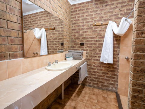 Eildon Parkview Motor Inn Room 7 - Accommodation Batemans Bay 0