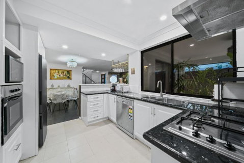 Equitice Winter Moonlight Villa - Accommodation Batemans Bay 2