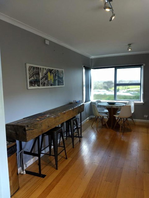 Gladstone Gem - Gateway To The Bays North East Tasmania - Accommodation Batemans Bay 0