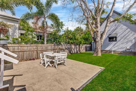 Gabba Central House 3BR2Bath Pets - Accommodation Batemans Bay 0