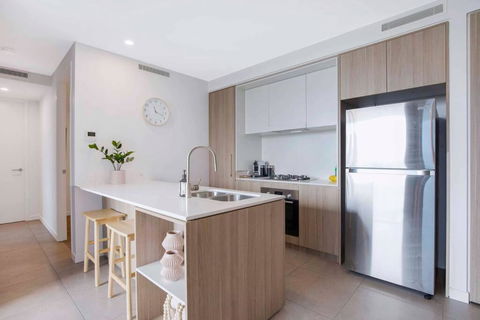 Gabba Oasis:Luxury 3BRM Apt Pool - Accommodation Batemans Bay 2