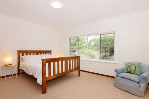 GERR14C - Salty Dog - Accommodation Batemans Bay 4