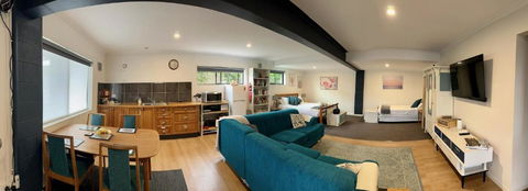 GOLDFIELDS STUDIO APARTMENT, Beaconsfield - Fully Self-contained, Air-conditioning - Accommodation Batemans Bay 0