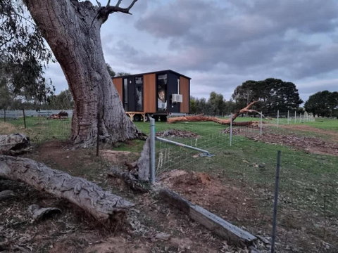 Grampians Views Moyston By Tiny Away - Accommodation Batemans Bay 2