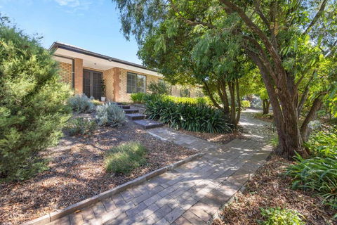Hahndorf Creek Retreat - Accommodation Batemans Bay 0