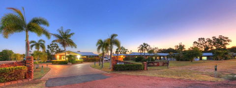Heritage Lodge Motel - Accommodation Batemans Bay 0