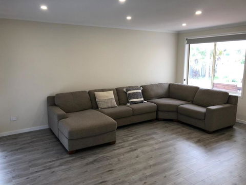 HOLL100 - Getaway To The Bay - Accommodation Batemans Bay 2