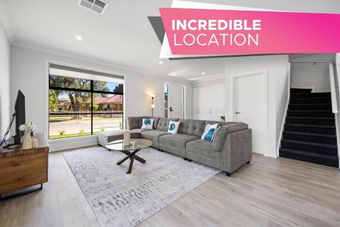 Home Abroad - 3BR With Dedicated Workspace - Accommodation Batemans Bay 0
