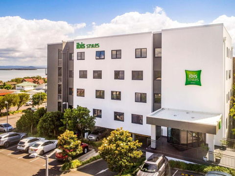 Ibis Styles The Entrance - Accommodation Batemans Bay 0