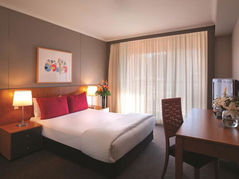Adina Apartment Hotel Sydney Town Hall - Accommodation Batemans Bay 2