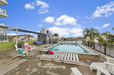Adventurers Backpackers - Accommodation Batemans Bay 0
