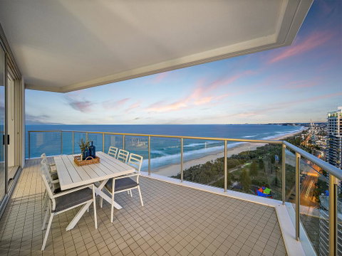 Air On Broadbeach - Accommodation Batemans Bay 0