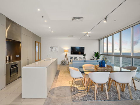 Air On Broadbeach - Accommodation Batemans Bay 2