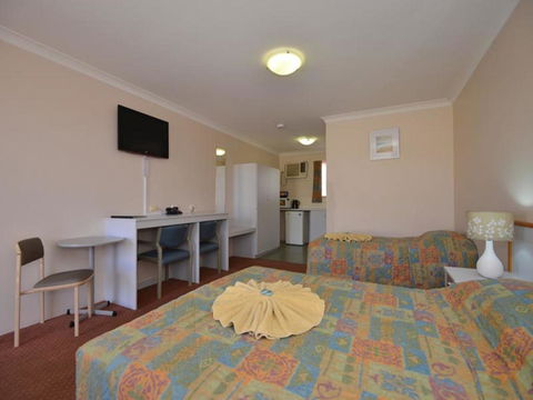 Albion Hotel - Accommodation Batemans Bay 3
