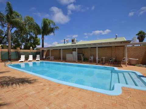 Albion Hotel - Accommodation Batemans Bay 0