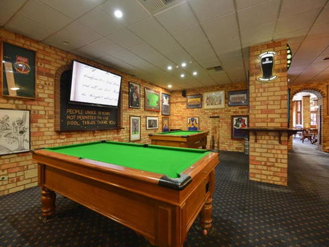 Albion Hotel - Accommodation Batemans Bay 2