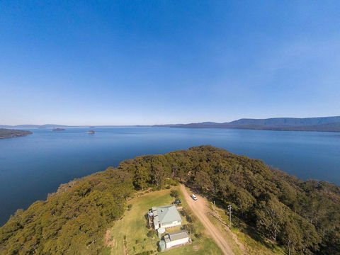 Aleda House - Accommodation Batemans Bay 0