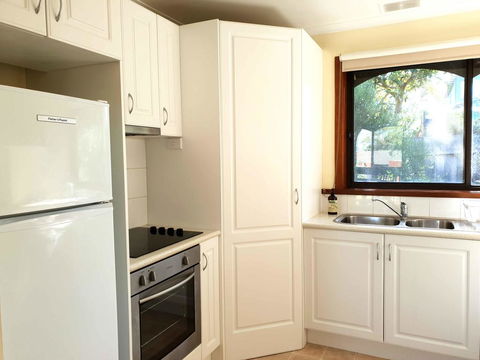 Alkira Inverloch Heights - Accommodation Batemans Bay 3