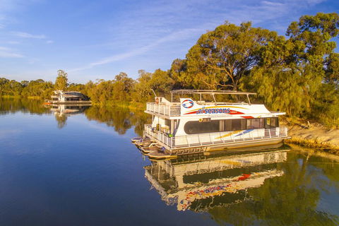 All Seasons Houseboats - Accommodation Batemans Bay 1