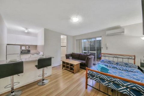 Alma Rd Melbourne Apartments - Accommodation Batemans Bay 0